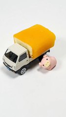 Piggy is eating Delicious cake  ......#stopmotionanimation #piggy #brainier990