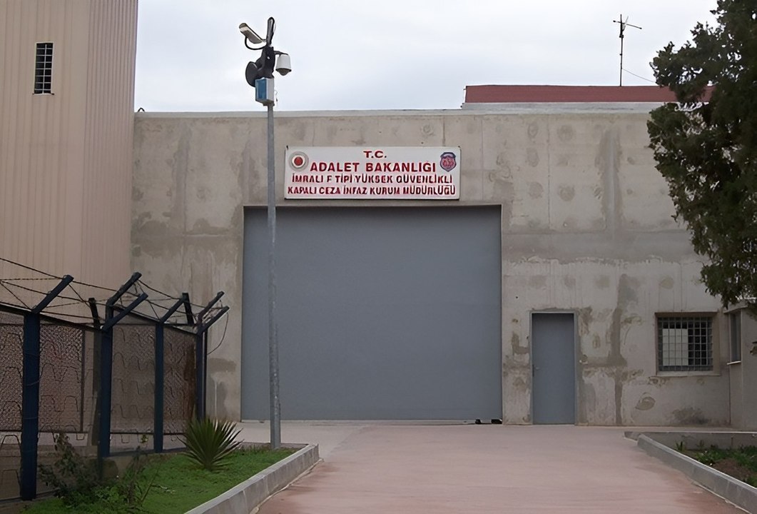 İmralı görüşmesinden önce neler yaşandı? ‘Tecrit uygulanırken devlet İmralı’da adeta kamp kurmuş çok yoğun görüşmeler yapılmış’