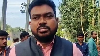 প্রধানমন্ত্রী গ্রামীন সড়ক যোজনার সেতু সংস্কার করে ডাম্পার বোঝাই করে বালি পাচারের অভিযোগ। সোচ্চার গ্রামবাসীরা