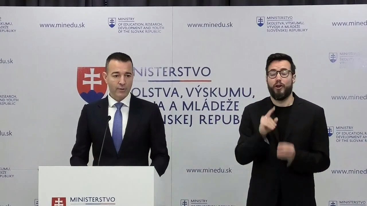 ZÁZNAM: Jednou z priorít MŠVVaM je lepšie ohodnotenie zamestnancov v školstve