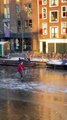 Amsterdam 🇳🇱 : Du patin à glace sur les canaux gelés ⛸️❄️