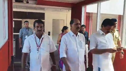 അപകടത്തെക്കുറിച്ച് അടിയന്തര അന്വേഷണം നടത്താൻ എൻഫോഴ്സ്മെന്റ് ജോയിന്റ് ട്രാൻസ്പോർട്ട് കമ്മീഷണർക്ക് ഗതാഗത വകുപ്പ് മന്ത്രി നിർദേശം നൽകി.