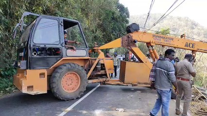 അപകടത്തെക്കുറിച്ച് അടിയന്തര അന്വേഷണം നടത്താൻ എൻഫോഴ്സ്മെന്റ് ജോയിന്റ് ട്രാൻസ്പോർട്ട് കമ്മീഷണർക്ക് ഗതാഗത വകുപ്പ് മന്ത്രി നിർദേശം നൽകി.