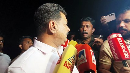 നിലമ്പൂർ ജില്ലാ ആശുപത്രി മെഡിക്കൽ ശേഷം നിലമ്പൂർ മജിസ്ട്രേറ്റിന്റെ വീട്ടിൽ ഹാജരാക്കി