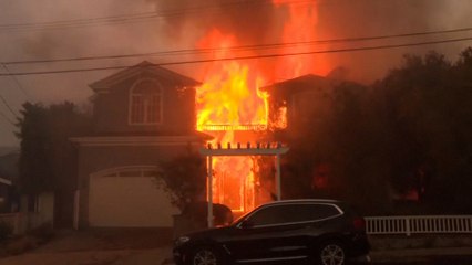 El fuego arrasa el lujoso barrio de Ben Affleck o Steven Spielberg en Los Ángeles