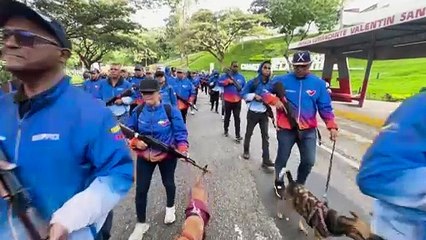 Maduro ativa plano militar às vésperas da posse para terceiro mandato