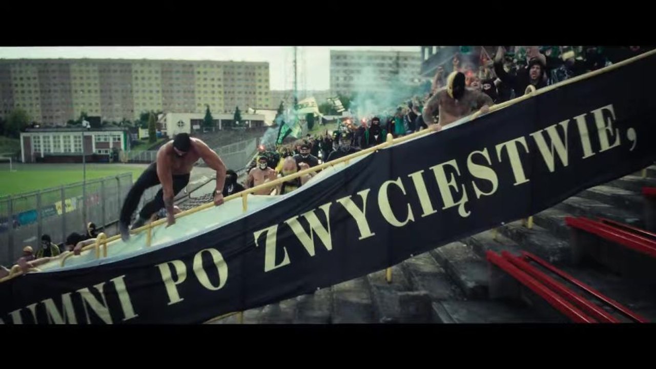 Der Hooligan Trailer EN