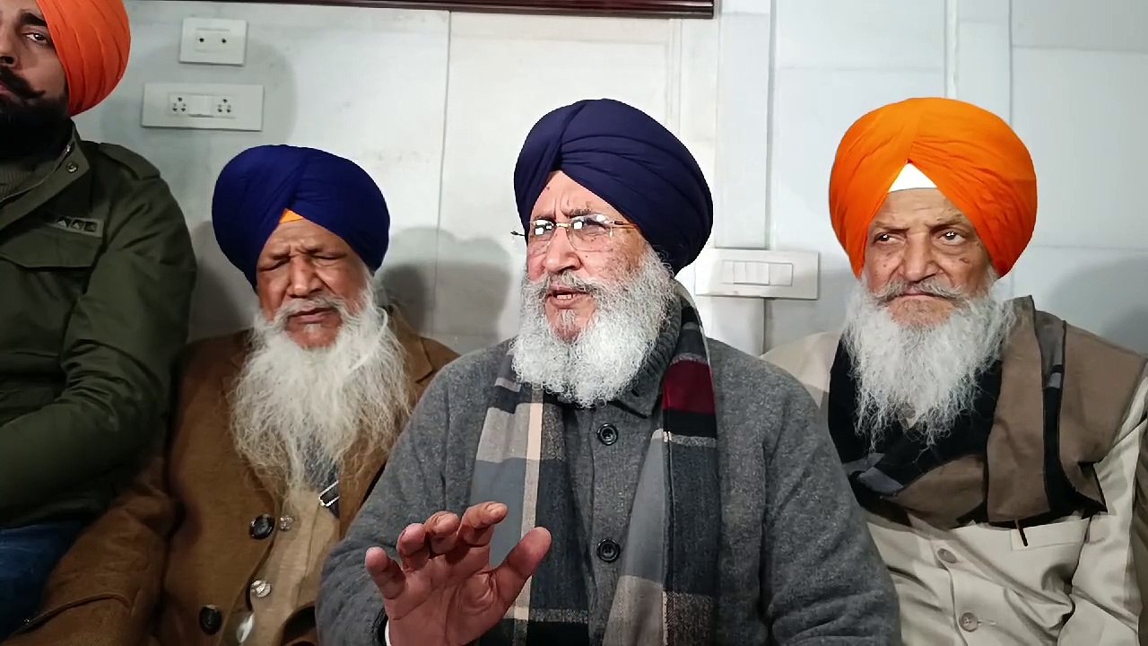 ਅਕਾਲੀ ਦਲ ਦੇ ਵਫਦ ਨੇ ਸ੍ਰੀ ਅਕਾਲ ਤਖਤ ਸਾਹਿਬ ਦੇ ਜਥੇਦਾਰ ਨਾਲ ਕੀਤੀ ਮੁਲਾਕਾਤ