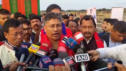 মাজুলীত জলসম্পদ বিভাগৰ মন্ত্ৰী পিযুষ হাজৰিকা