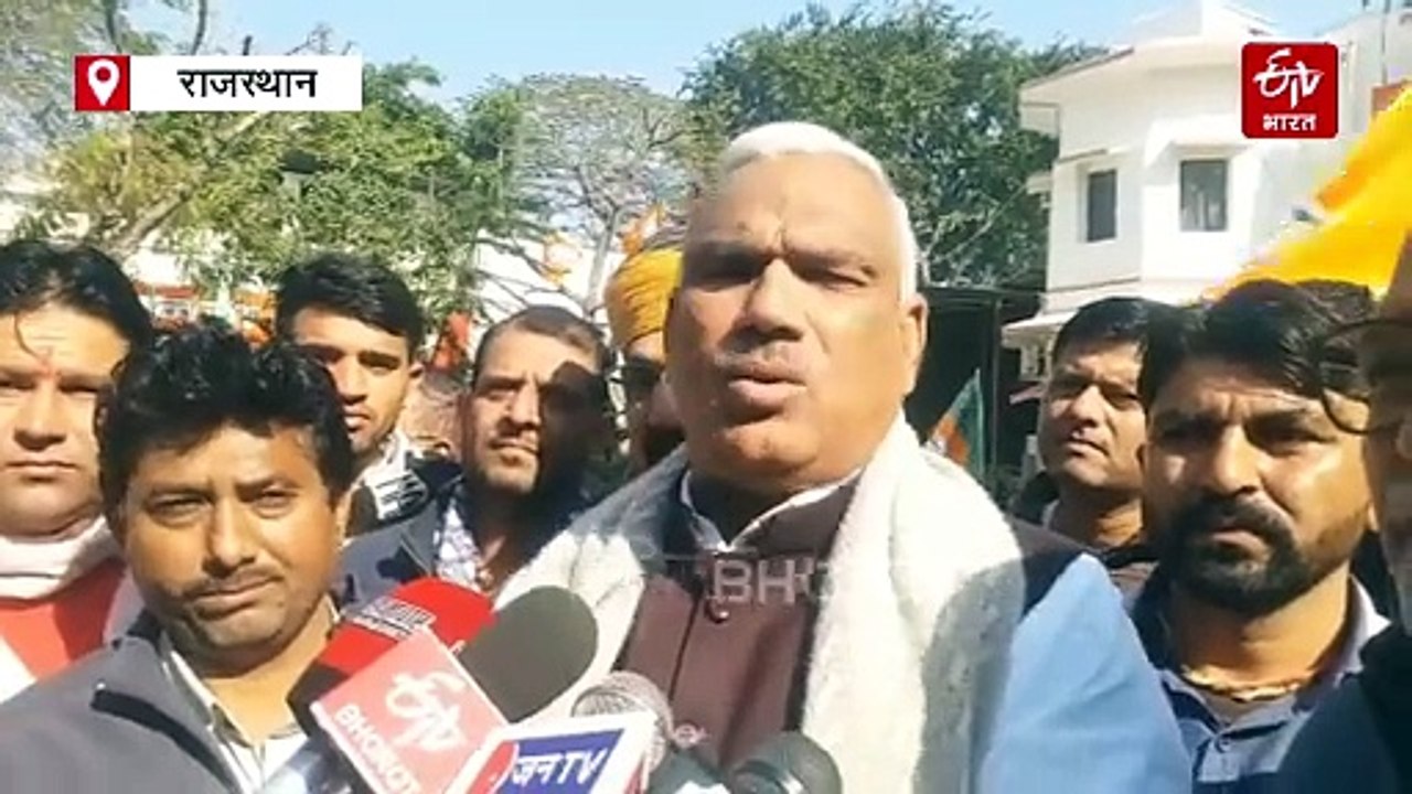 नकल पर सियासी संग्राम : विपक्ष के आरोपों पर मंत्री बेढम का हमला, कहा- कांग्रेस के नेताओं का दिमाग पंचर और लीक हो गया