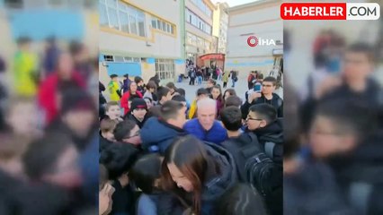 43 Yıllık Eğitimci Özcan Acun'dan Duygu Dolu Veda