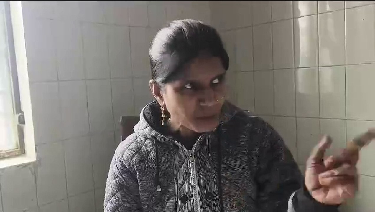 बस्ती: चूहों ने PICU वार्ड को किया तहस नहस, करोड़ों की मशीन फांक रही धूल, बच्चे मरीजों पर भी कर चुका है हमला, परेशान है जिला अस्पताल का अमल