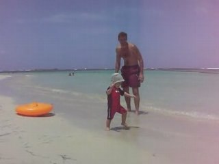 mes premiers pas à la plage