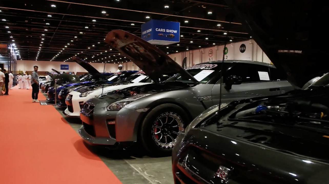 عرض "أوتو موتو شو" للسيارات والدراجات النارية المعرض الأكبر في المنطقة بأبوظبي