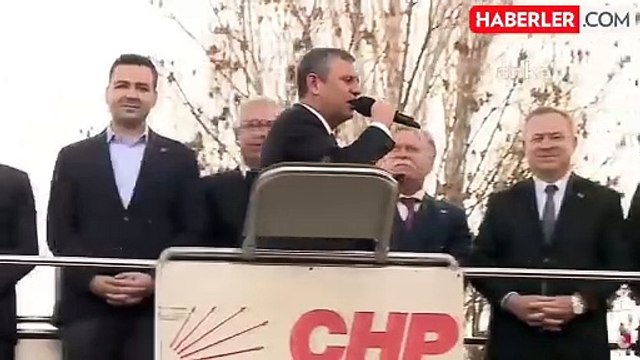 Özel'in seçim vaadini gölgede bırakan gaf: Bu ilçeyi il yapacağız, plakası da 83 olacak