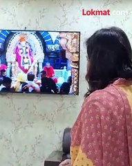 प्रिया दत्त साईंचरणी पोहोचल्या तेव्हा त्यांना का रडू कोसळलं