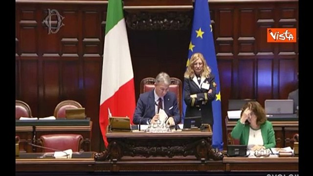 Applauso per Tajani in Aula alla Camera dopo la liberazione di Cecilia Sala