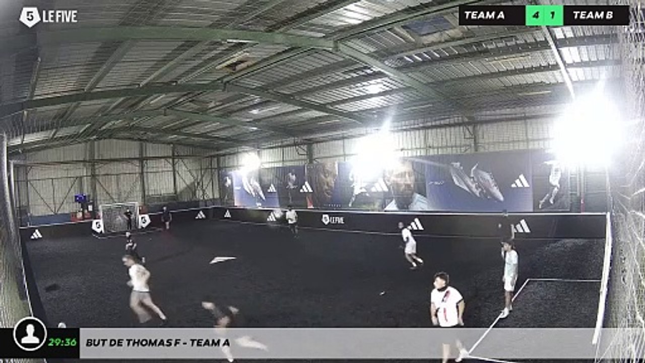 But de Thomas F - Team A