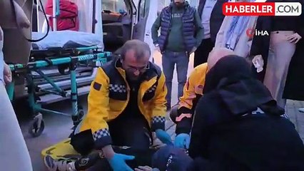 Bursa'da Minibüs Çocuğa Çarptı, Yaralı Çocuk Sahipsiz Kaldı