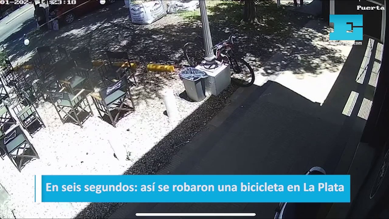 En seis segundos así se robaron una bicicleta en La Plata