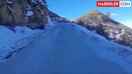 Siirt'te Karla Mücadele: Köy Yolları Tuzlandı