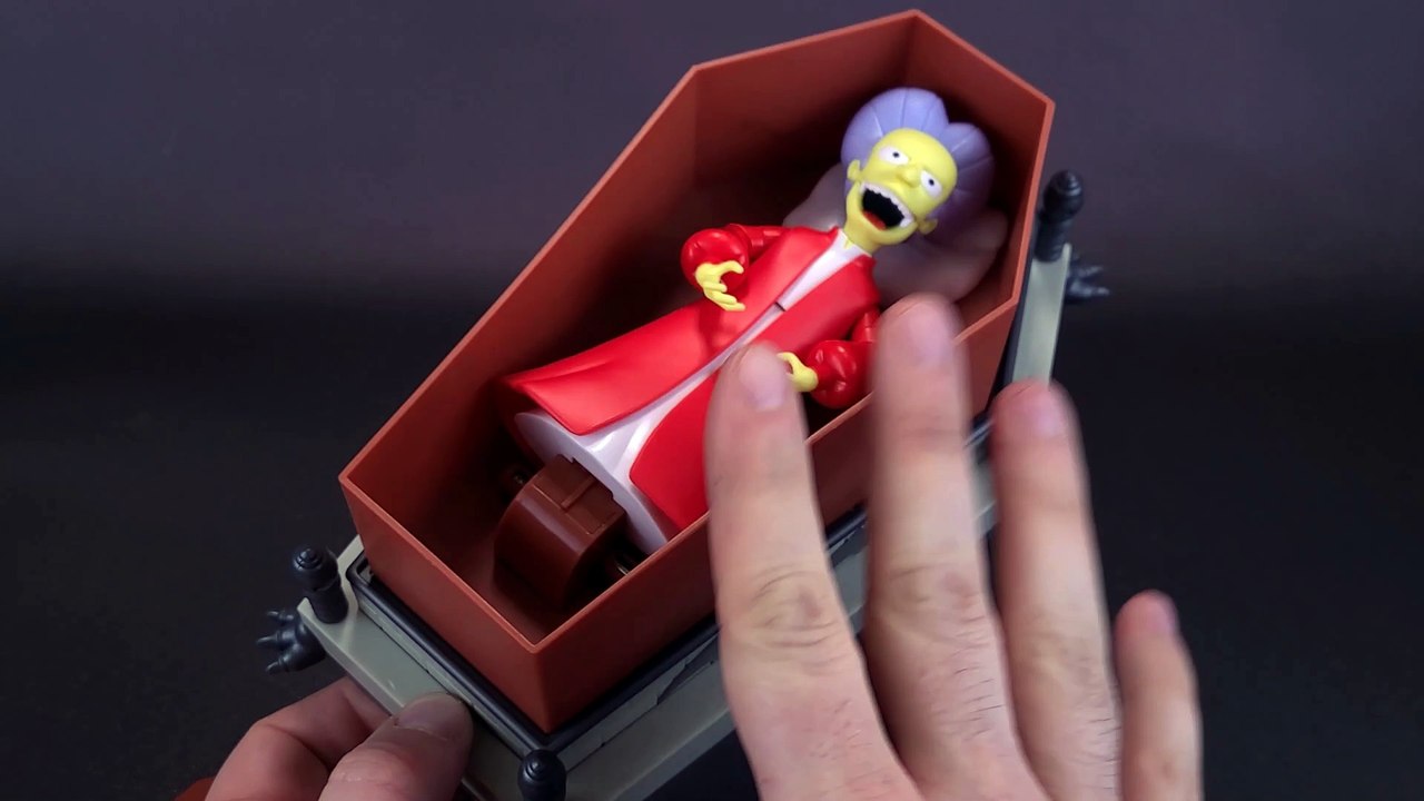 Jakks Pacific The Simpsons Vampire Mr. Burns 5" Figure