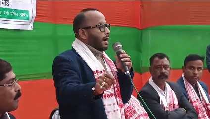 কামৰূপৰ ডিমুত বিজেপিৰ নৱ নিৰ্বাচিত বিধায়ক দিপ্লো ৰঞ্জন শৰ্মা।