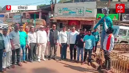 पत्रकार मुकेश के हत्त्यारो को फाँसी देने की मांग बैलाडीला पत्रकारों ने सच्ची श्रद्धांजलि दी