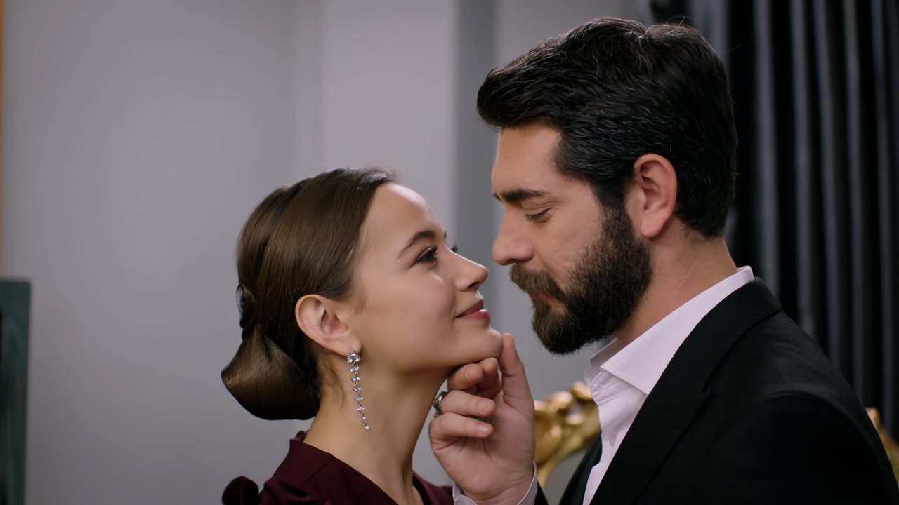 Kan Çiçekleri 428. Bölüm