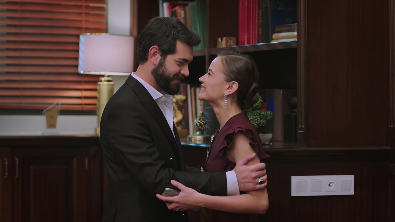 Kan Çiçekleri Dizisi 428. Bölüm - 9 Ocak Perşembe