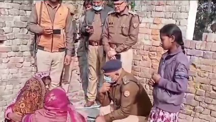 बस्ती: सालो से बंद पड़े स्कूल में अचानक जलने लगी एक लाश, ग्रामीणों के उड़े होश, तहकीकात में जुटी पुलिस