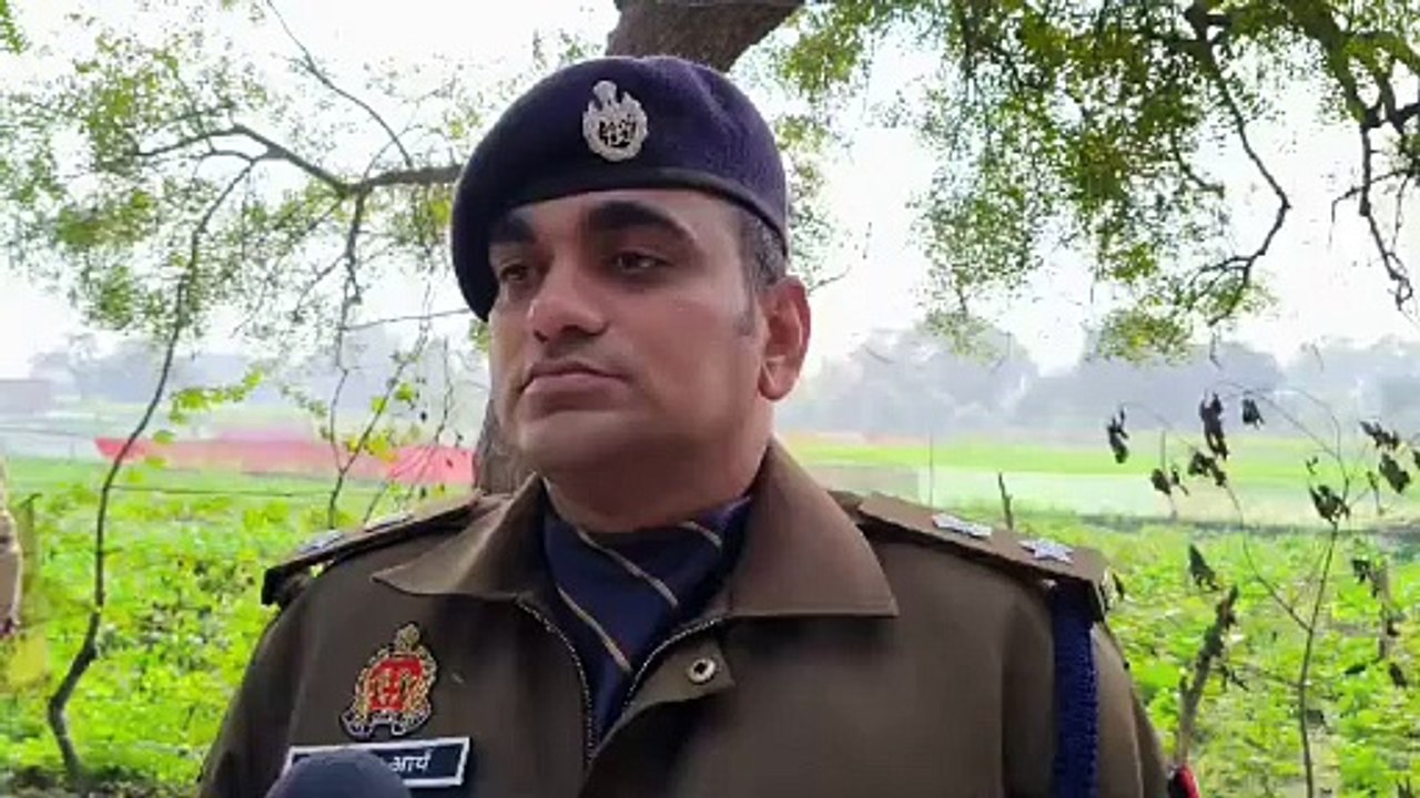 बरेली में मंदिर परिसर में बाबा की सिर कुचलकर मे...
