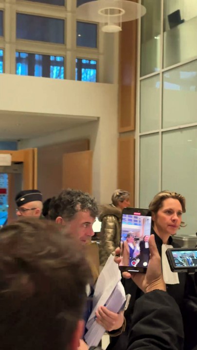 Procès de Stéphane Plaza: l’animateur arrive au tribunal correctionnel de Paris le 9 janvier 2025. © Florian Savina / Bestimage