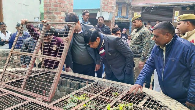 प्राचीन कूप और तीर्थ स्थलों के बाद अब बदलेगी प्राचीन तालाबों की तस्वीर, DM ने किया दौरा, एक तालाब पर काट दिए गए थे अवैध पट्ट, DM ने कराए निरस्त