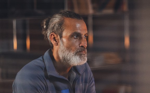 Raz Degan è Stephen in Un passo dal cielo 8 . Guarda la clip esclusiva Io sono il capo