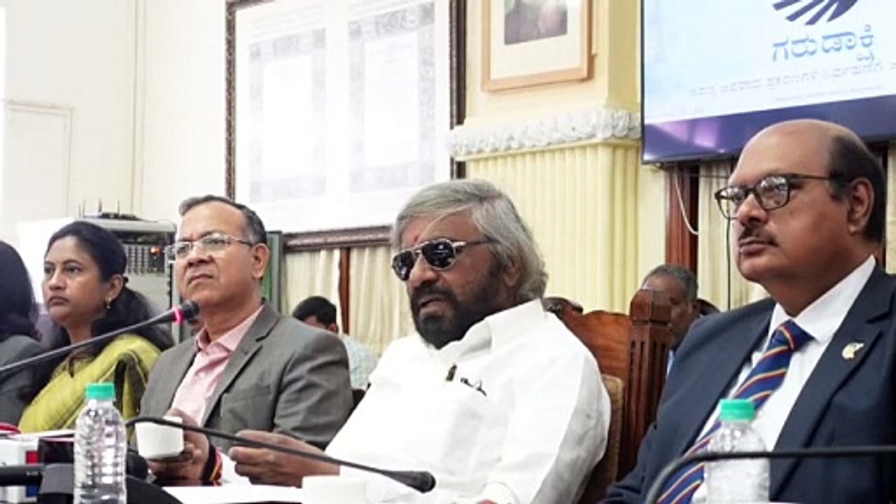 ಸುಳ್ಳು ಸುದ್ದಿ ಹಬ್ಬಿಸುವುದೆ  ಬಿಜೆಪಿಗರ ಚಾಳಿ: ಬಂಡಿಪುರದಲ್ಲಿ ಬಿಜೆಪಿ ಕಾಲದಲ್ಲೂ ರಾತ್ರಿ ಬಸ್ ಸಂಚಾರ ಇತ್ತು- ಸಚಿವ ಈಶ್ವರ್ ಖಂಡ್ರೆ