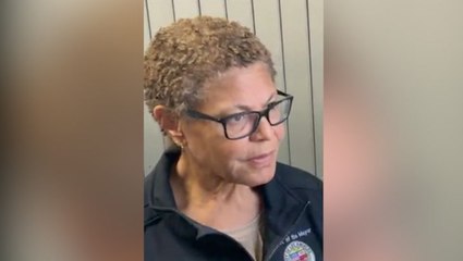 LA mayor Karen Bass speechless as she refuses to respond to wildfire criticism during live interview