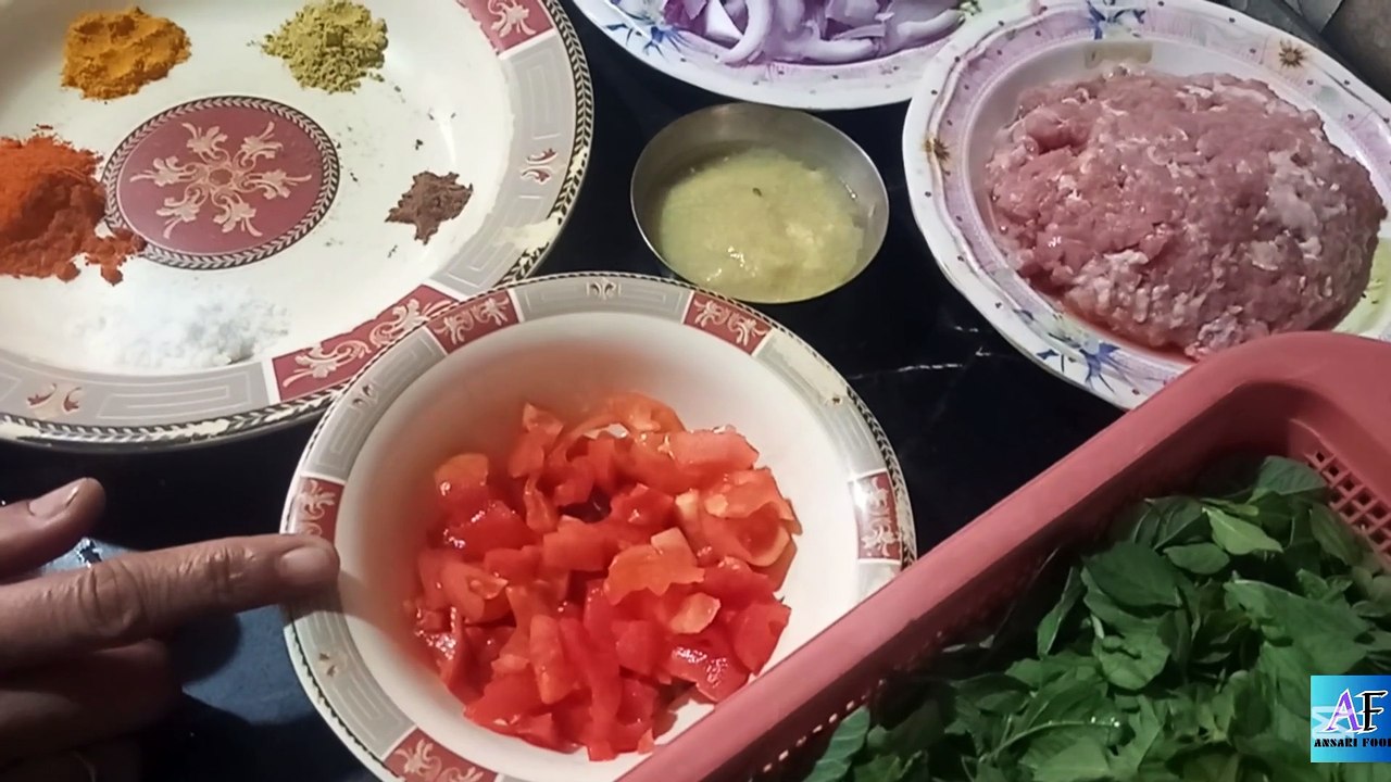 New Style Chaulai Ka Saag With Keema 😋 || masaledar Recipe by AnsariFoods