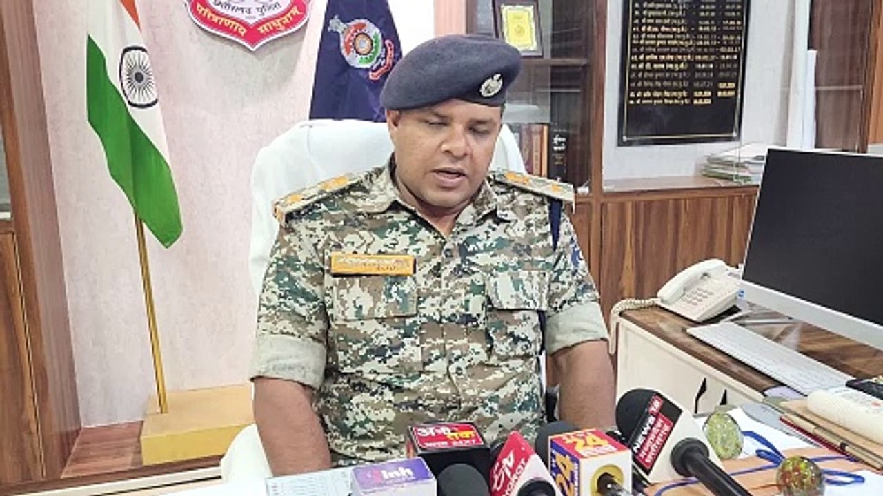 अवैध चरस गांजा की तस्करी करते तस्कर गिरफ्तार, लाखों रुपये का था चरस....