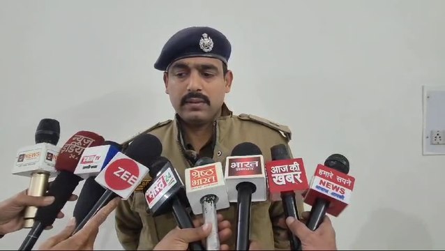 इलेक्ट्रिक बाइक पर जा रहे ग्रामीण से हथियारों के बल पर लूट