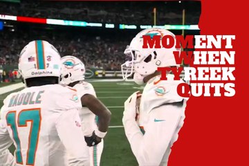 NFL fans spot the moment Tyreek Hill quit on Dolphins against the Jets