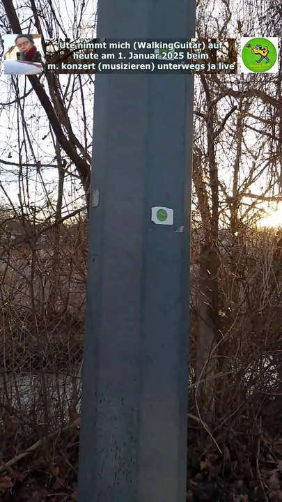 Ute nimmt mich (WalkingGuitar) auf heute am 1. Januar 2025 beim musizieren (konzert) unterwegs ja LIVE