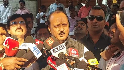 शहरातील वाढत्या गुन्हेगारीवर उपमुख्यमंत्री अजित पवार भडकले...म्हणाले वरिष्ठ पोलिसांना जमत नसेल तर त्यांनी स्पष्ठ सांगावं दुसर अधिकारी आणू