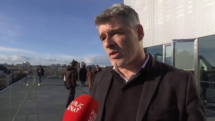 Retraites : "Il suffirait à François Bayrou d'annoncer l'arrêt de la réforme"