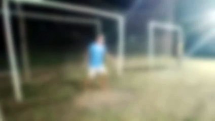 Adolescente é atingido por bolada no peito durante partida de futebol e acaba morrendo