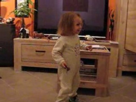 Danse chez mamie et papi 21avril2008