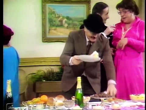 Benny Hill - Art Gallery Munchies (1980)