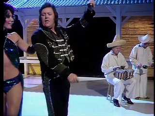 Benny Hill & Eddie Buchanan - Mexican Cabaret (1975)