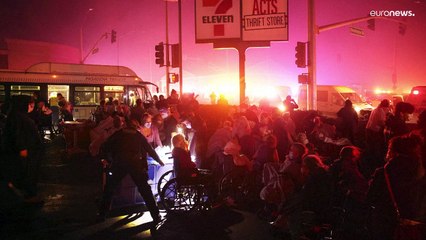 مقتل 6 على الأقل في حرائق كاليفورنيا والحظات درامية لفرار مرضى من مستشفى بلوس أنجلوس