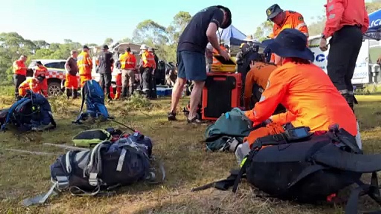 Rescued hiker Hadi Nazari joins other bushwalkers who make it out of the vast Australian bush alive